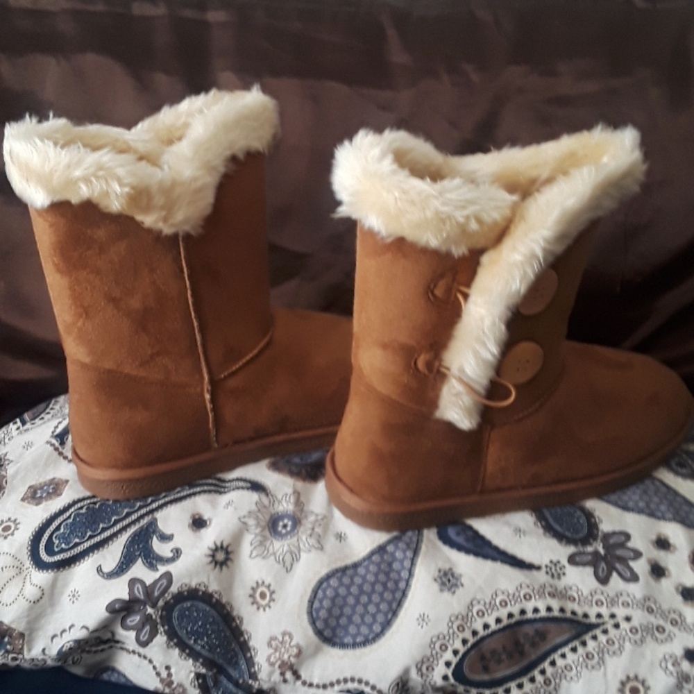Fuzzy boots